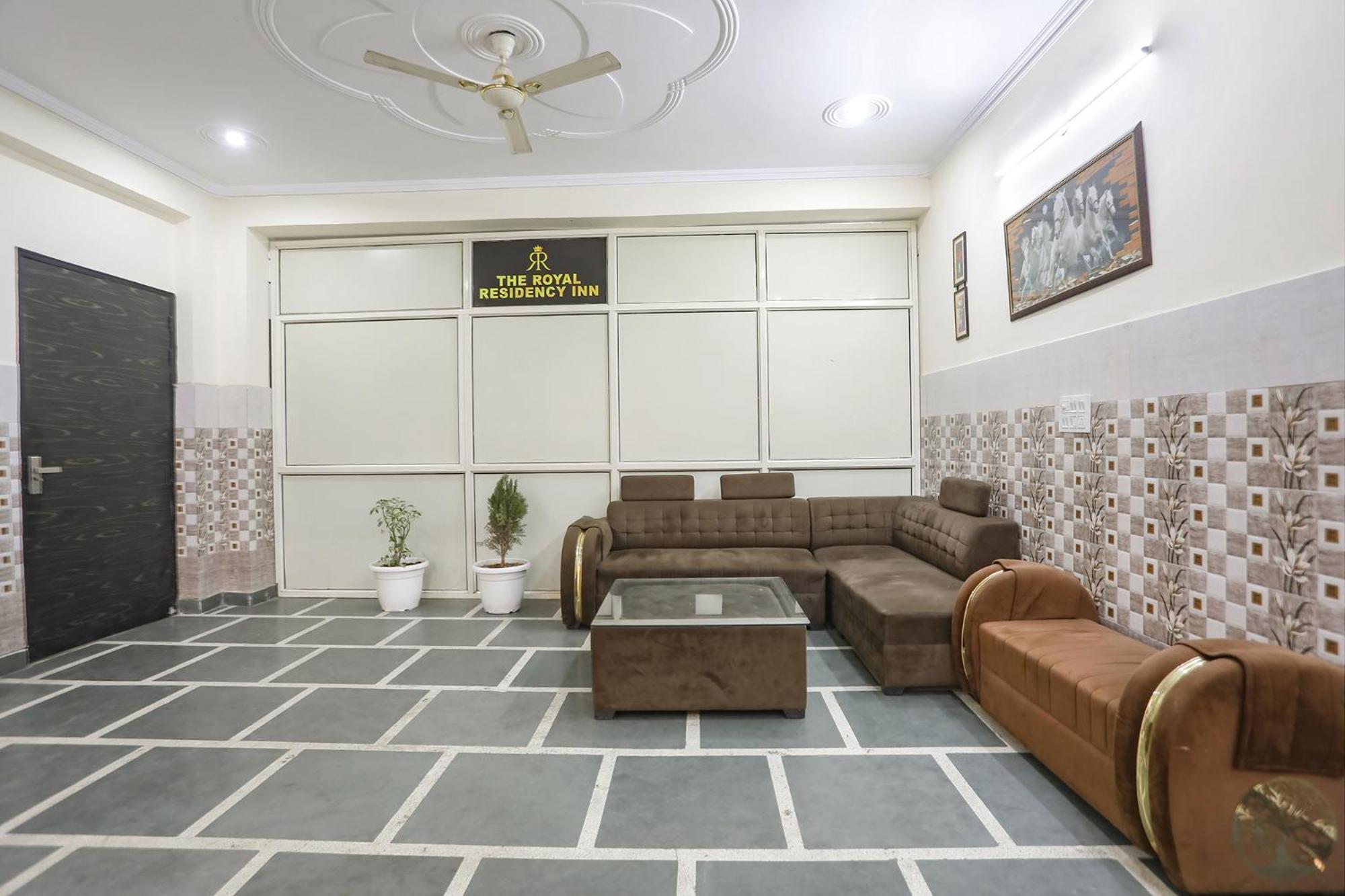 Fabexpress Asp Royal Residency Inn- Janakpuri Delhi  Exteriör bild