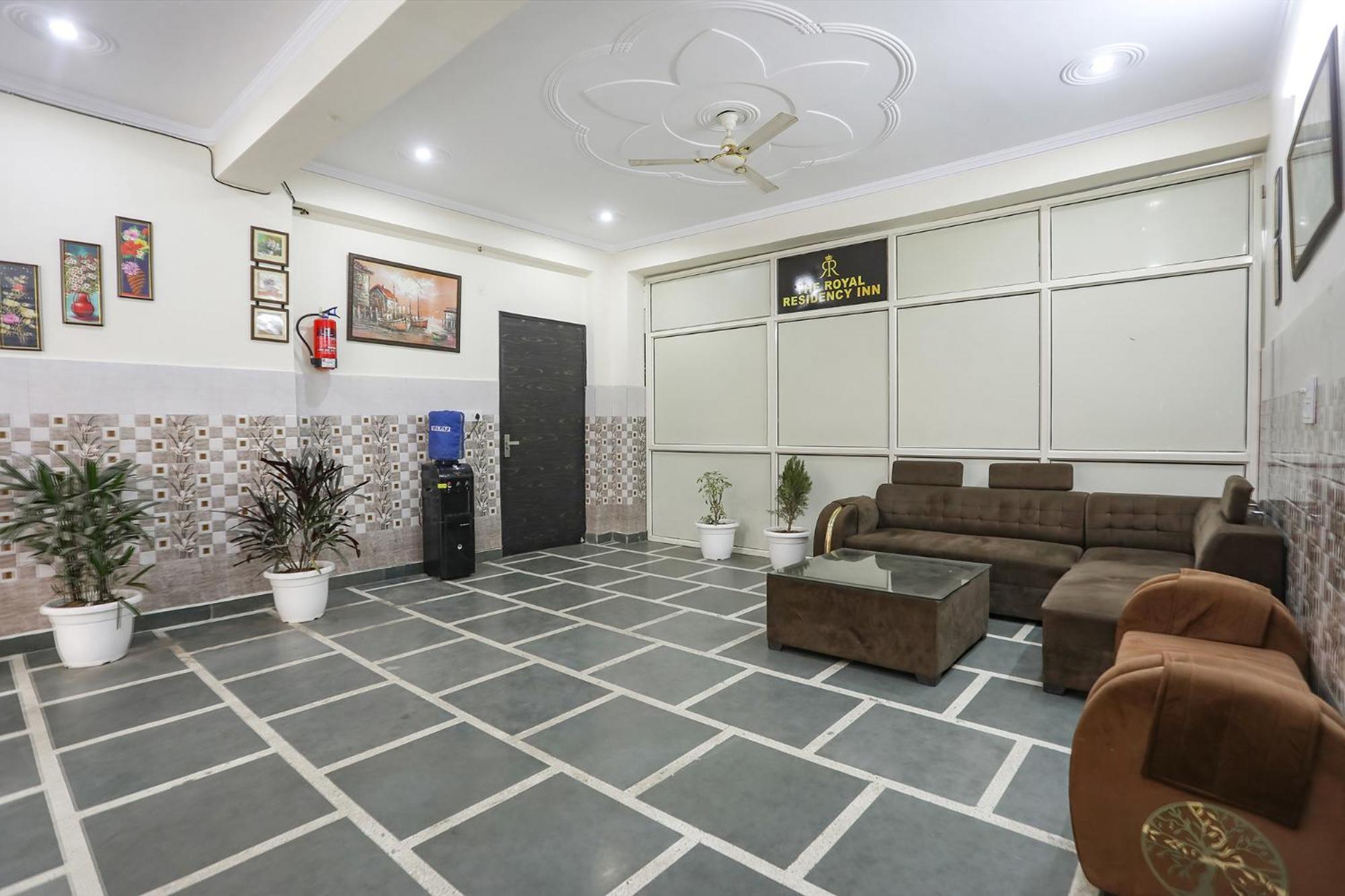 Fabexpress Asp Royal Residency Inn- Janakpuri Delhi  Exteriör bild
